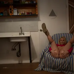 AJ Applegate en 'Evil Angel' Ahogado y empapado 2 (Miniatura 120)