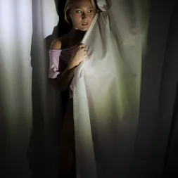 AJ Applegate en 'Evil Angel' Maltratado 6 (Miniatura 12)