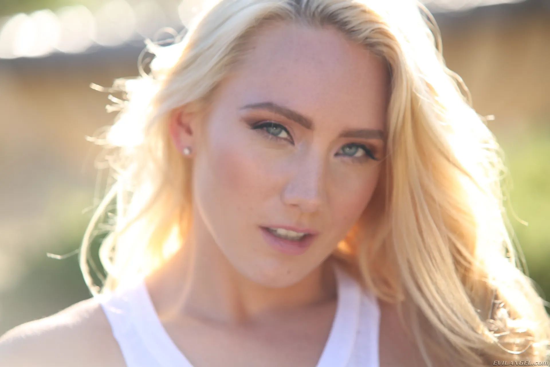 Evil Angel 'Reina Chorra' protagonizando AJ Applegate (foto 114)