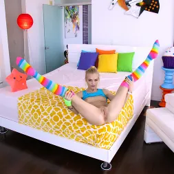 Alex Grey en 'Evil Angel' Putas jóvenes apretadas 2 (Miniatura 108)