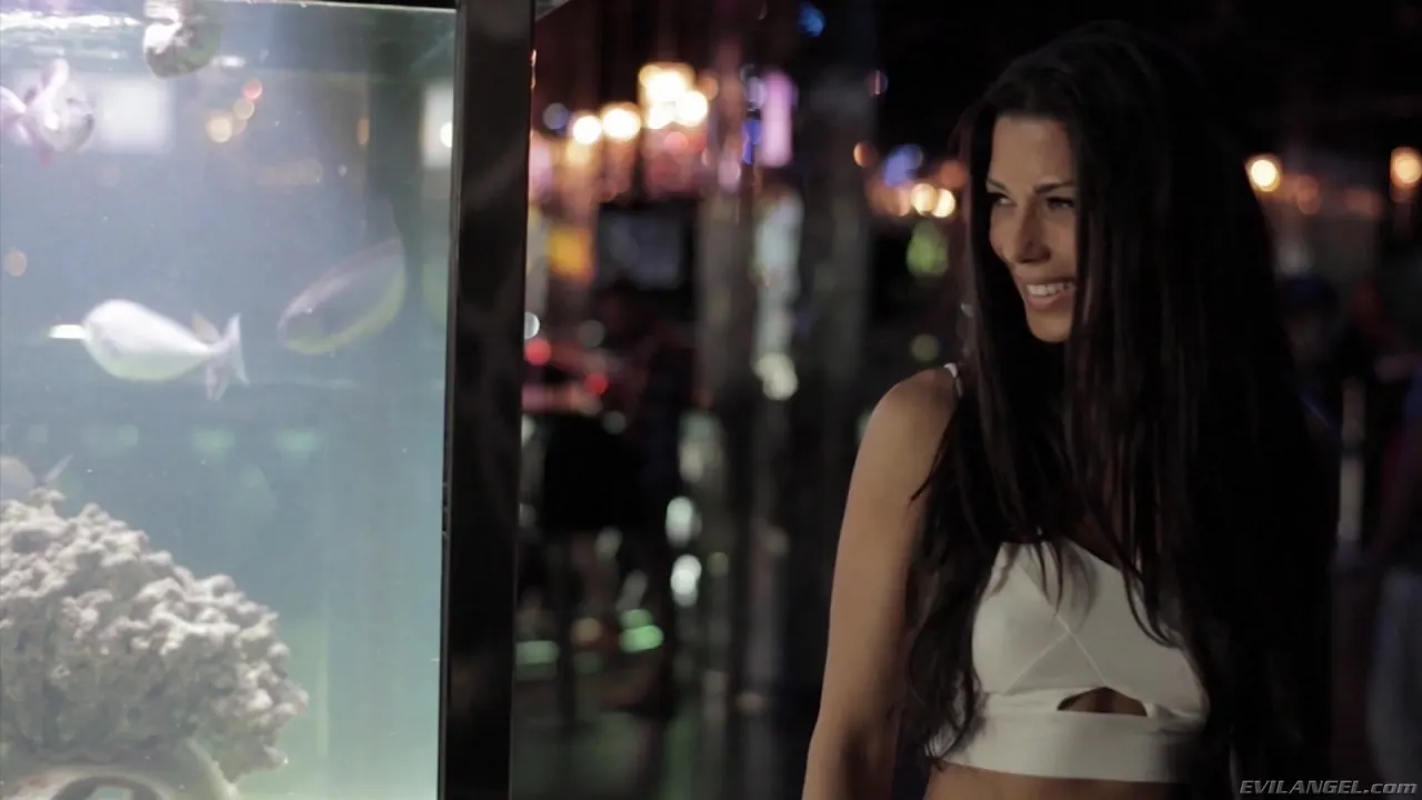 Evil Angel 'El jugador' protagonizando Alexa Tomas (foto 1)