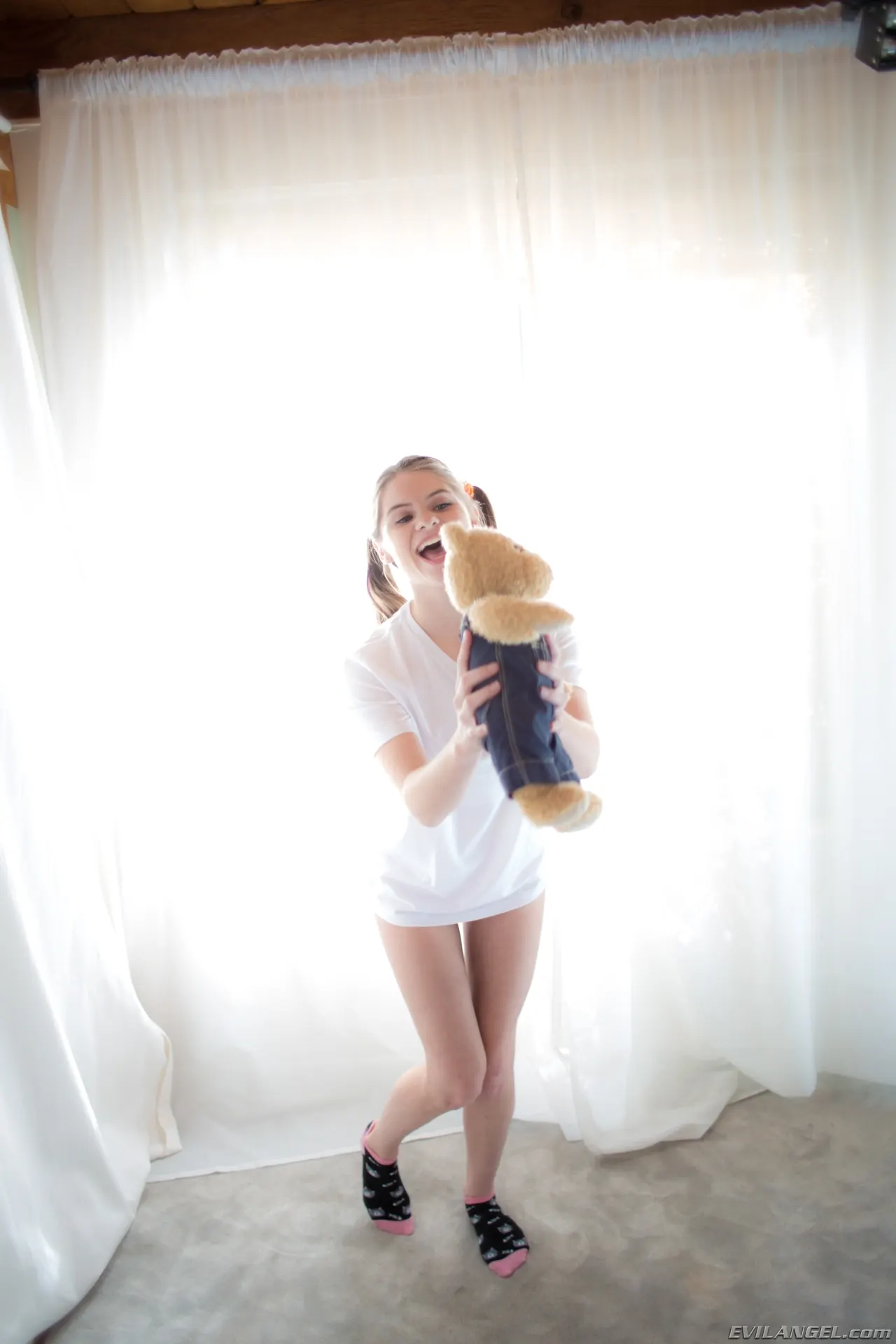 Evil Angel 'Creepy Fuckers' starring Alice March (Photo 33)