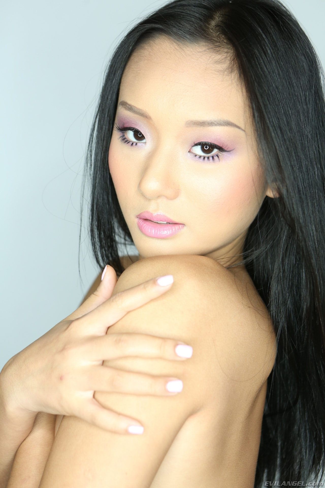 Alina Li en 'Evil Angel' Caras de mierda asiáticas 3 (Miniatura 13)