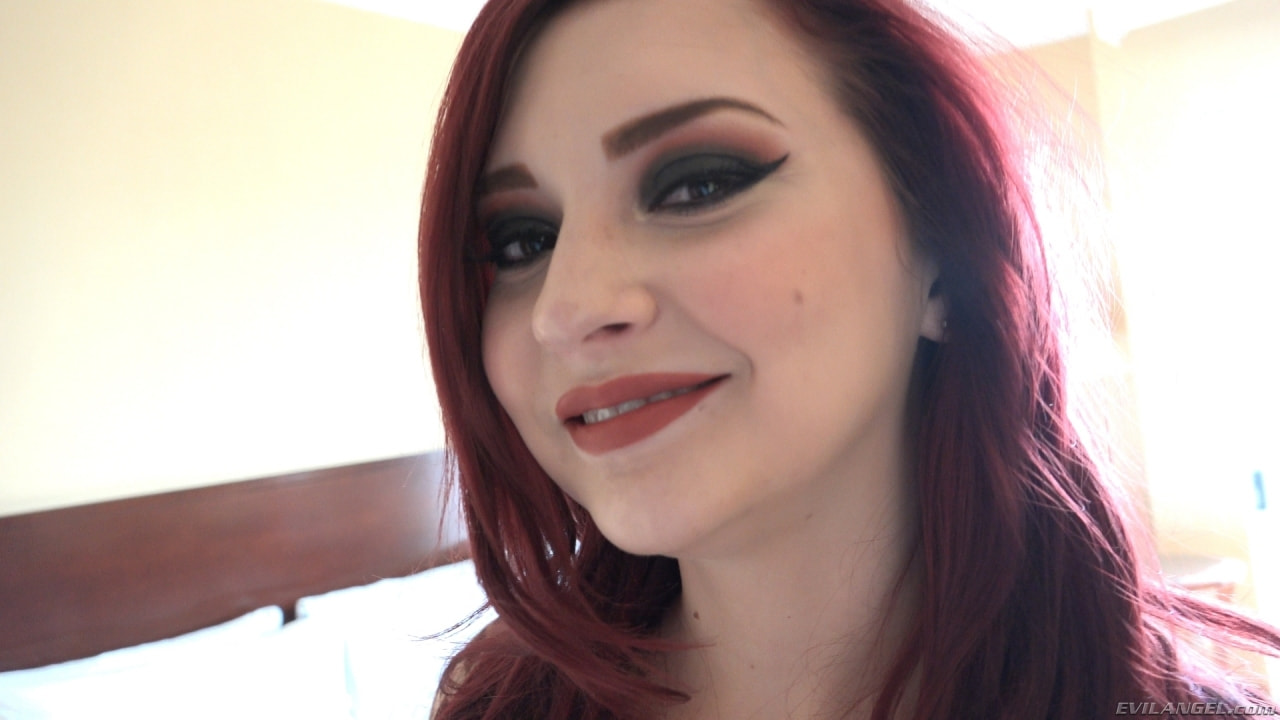 Amber Ivy en 'Evil Angel' Crudo 26 (Miniatura 2)