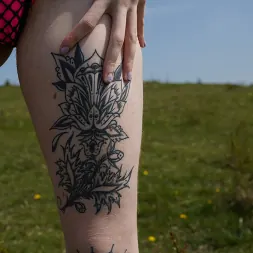 Angel Long en 'Evil Angel' Destruye mi maquillaje (Miniatura 6)