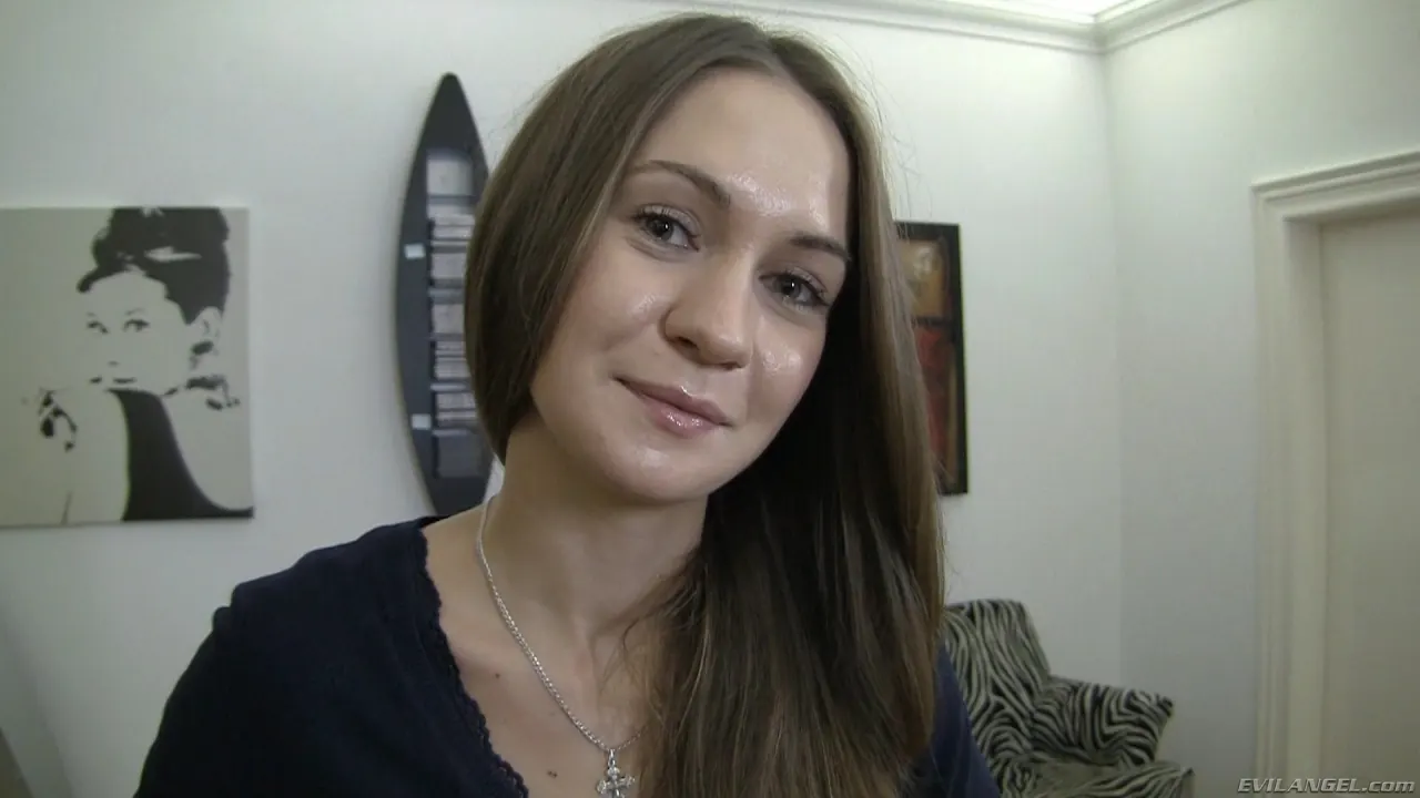 Evil Angel 'Punto de vista de Rocco 14' protagonizando Angelina M (foto 6)