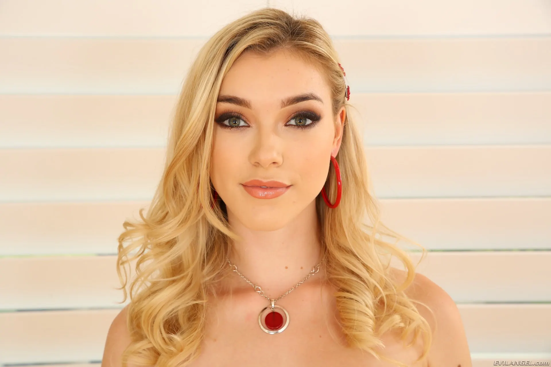 Anny Aurora en 'Comportamiento anal 2' from 'Evil Angel' (foto 12) Evil Angel 'Comportamiento anal 2' protagonizando Anny Aurora (foto 12)