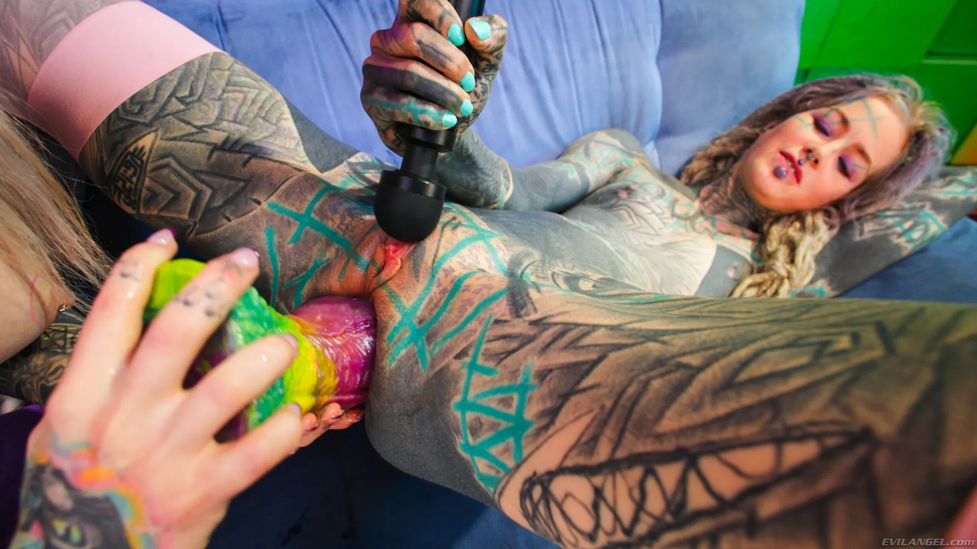 Evil Angel 'and Kelly Panther' starring Anuskatzz (Photo 15)