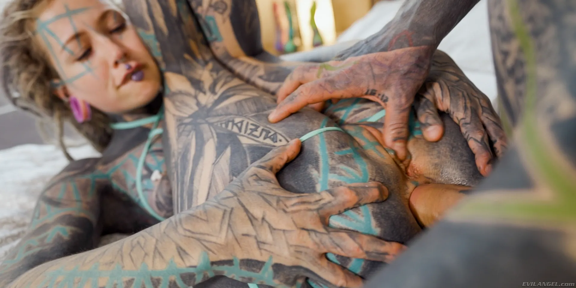 Anuskatzz in 'and Nikolaz - Anal Gape' from 'Evil Angel' (Photo 12) Evil Angel 'and Nikolaz - Anal Gape' starring Anuskatzz (Photo 12)