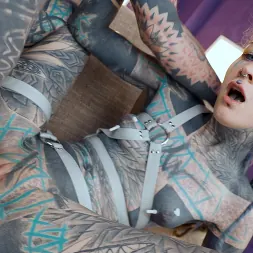 Anuskatzz in 'Evil Angel' Double Anal Threesome! (Thumbnail 8)
