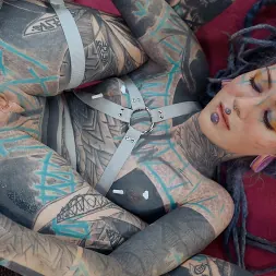Anuskatzz in 'Evil Angel' Double Anal Threesome! (Thumbnail 10)