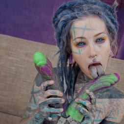 Anuskatzz en 'Evil Angel' ¡Doble trío anal! (Miniatura 2)
