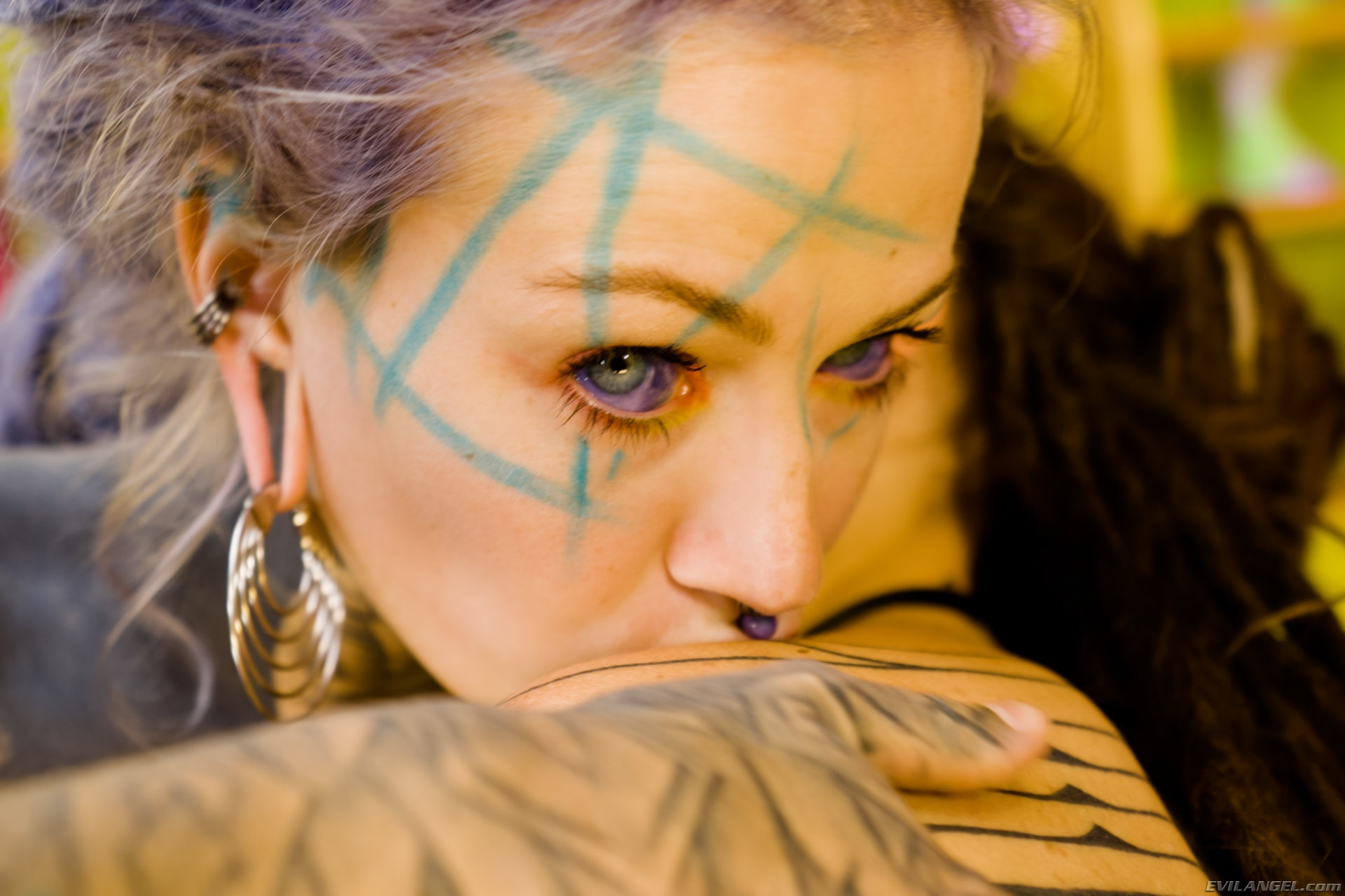 Anuskatzz en 'Evil Angel' Wildwuxx y anuskatzz: fisting y juguetes (Miniatura 3)
