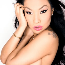 Asa Akira en 'Evil Angel' Matando asiáticos (Miniatura 4)