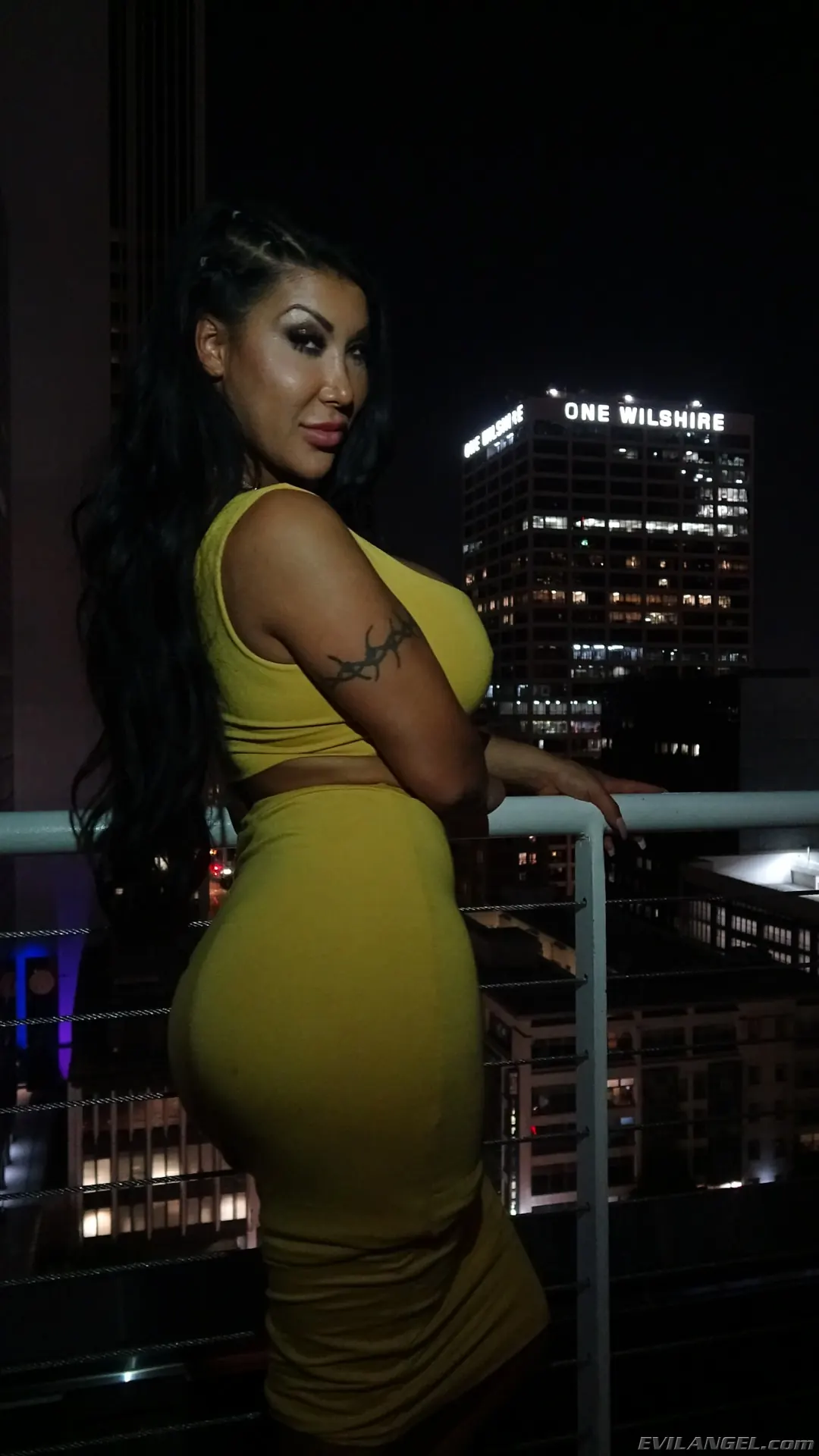 August Taylor en 'Las chicas de Jessy' from 'Evil Angel' (foto 21) Evil Angel 'Las chicas de Jessy' protagonizando August Taylor (foto 21)