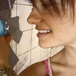 Bella Donna en 'Evil Angel' Agujero en la pared 01 (Miniatura 3)