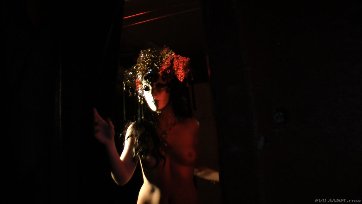 Brooklyn Lee en 'Evil Angel' Voraz - temporada 01 episodio 10 (Miniatura 5)