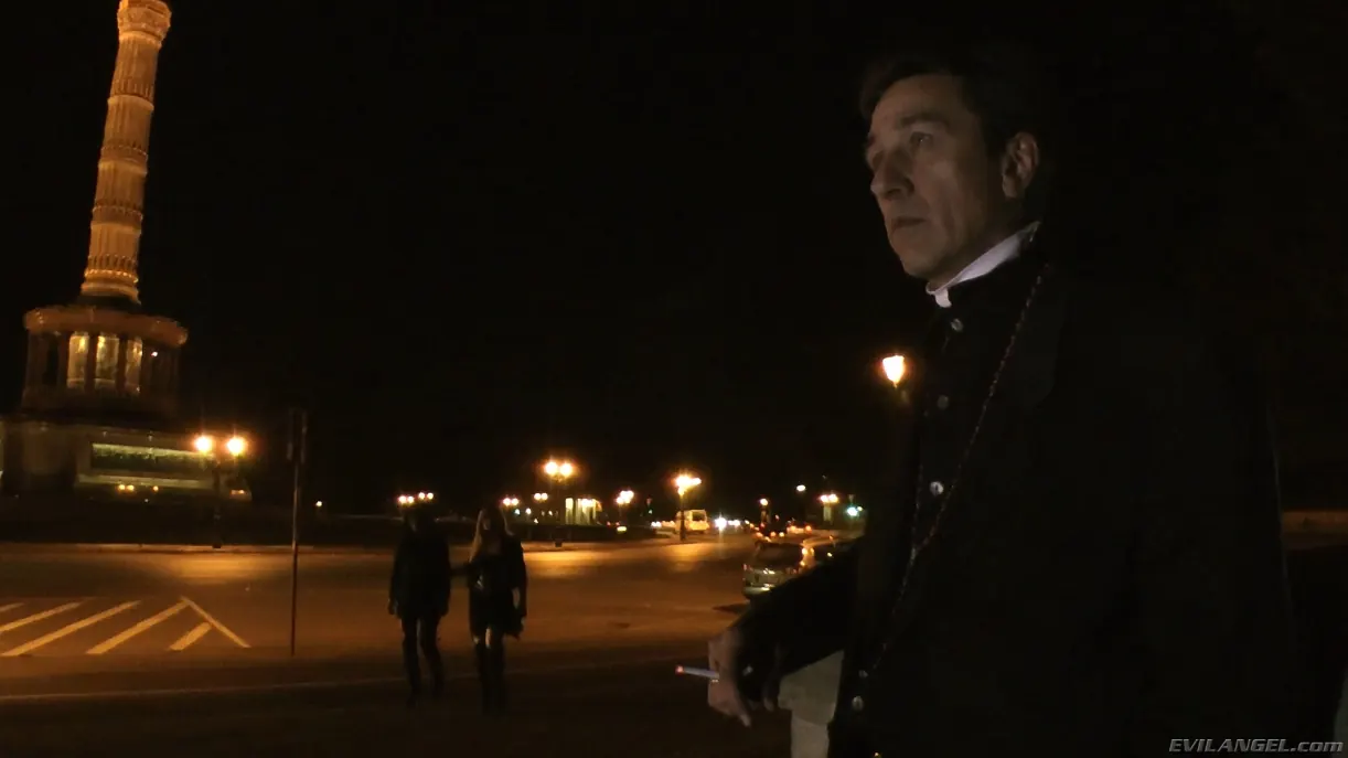 Evil Angel 'Voracious - Season 01 Episode 6' starring Brooklyn Lee (Photo 2)