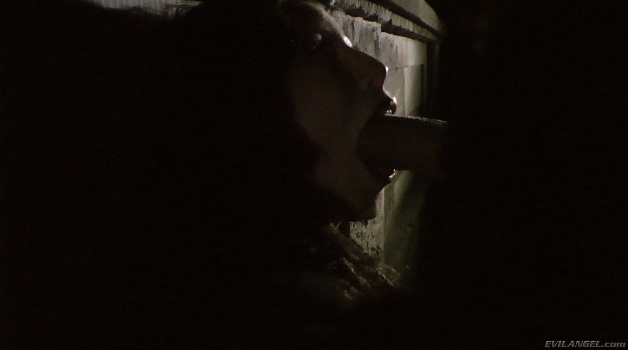 Brooklyn Lee en 'Evil Angel' Voraz - temporada 01 episodio 6 (Miniatura 10)