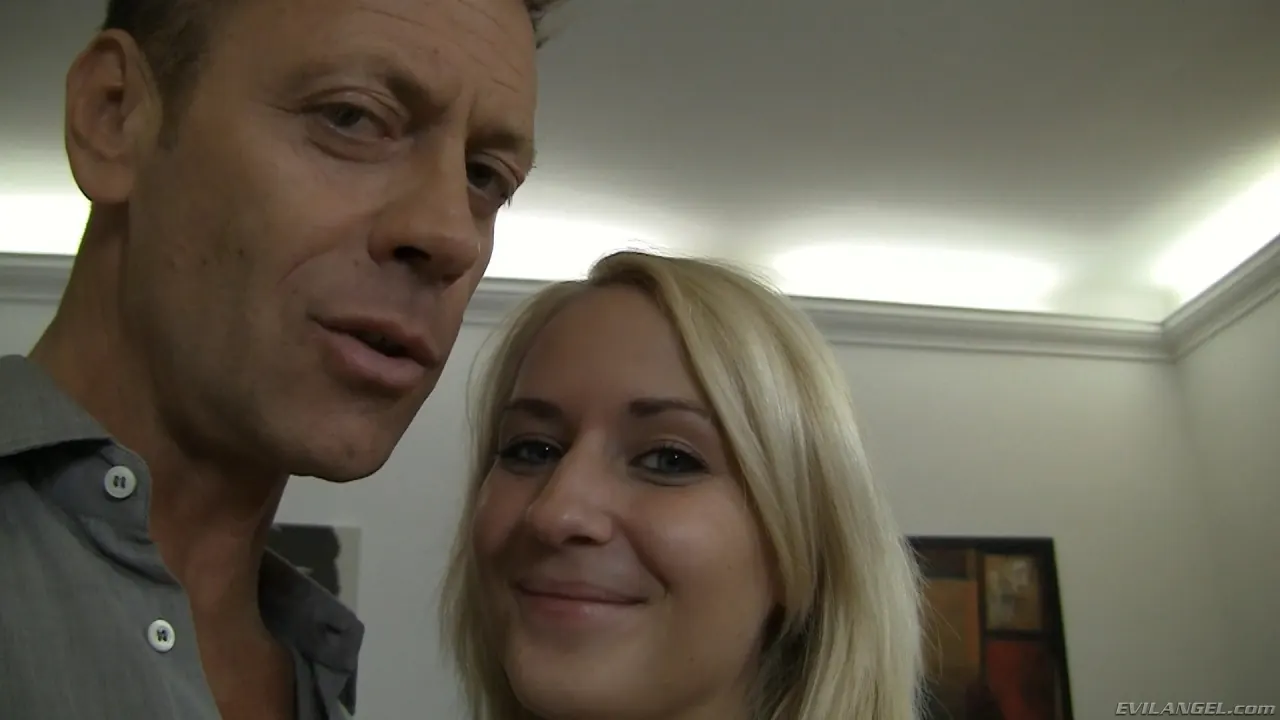 Evil Angel 'Rocco's POV 14' starring Candy Sweet B (Photo 3)