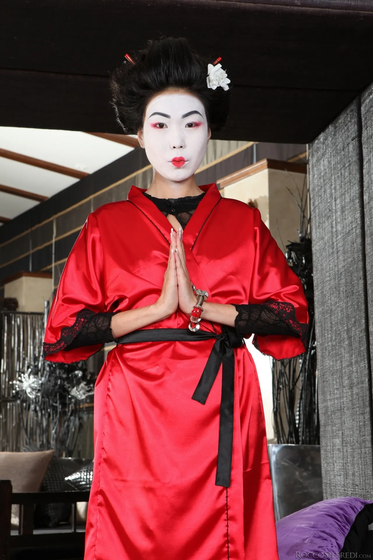 Evil Angel 'Cayenne ama al rocco' protagonizando Cayenne Klein (foto 1)