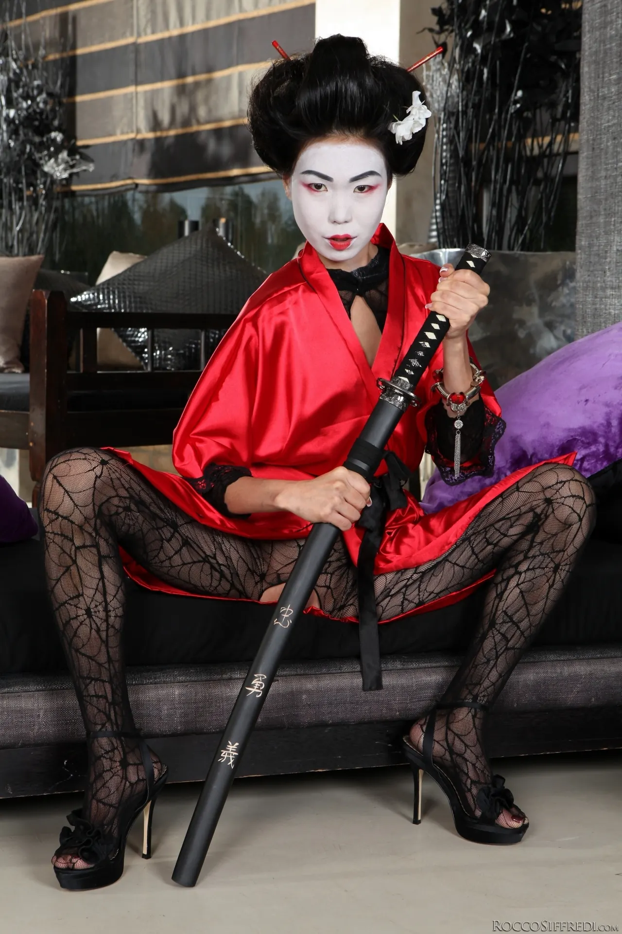 Evil Angel 'Cayenne ama al rocco' protagonizando Cayenne Klein (foto 3)