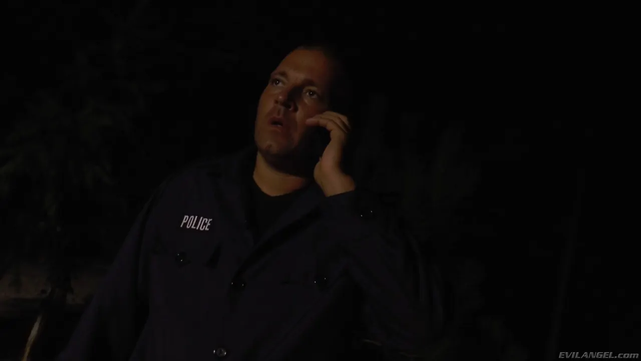 Evil Angel 'Voraz - Temporada 2 Episodio 5' protagonizando Cayenne Klein (foto 8)