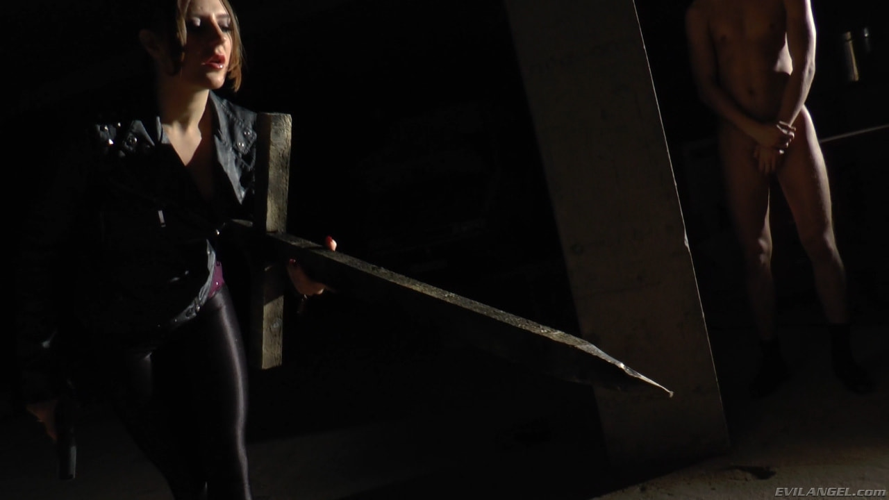Cayenne Klein en 'Evil Angel' Voraz - Temporada 2 Episodio 5 (Miniatura 13)