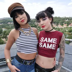 Charlotte Sartre en 'Evil Angel' Jinetes oscuros (Miniatura 1)