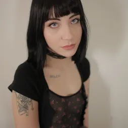 Charlotte Sartre en 'Evil Angel' Pequeños chorros (Miniatura 11)