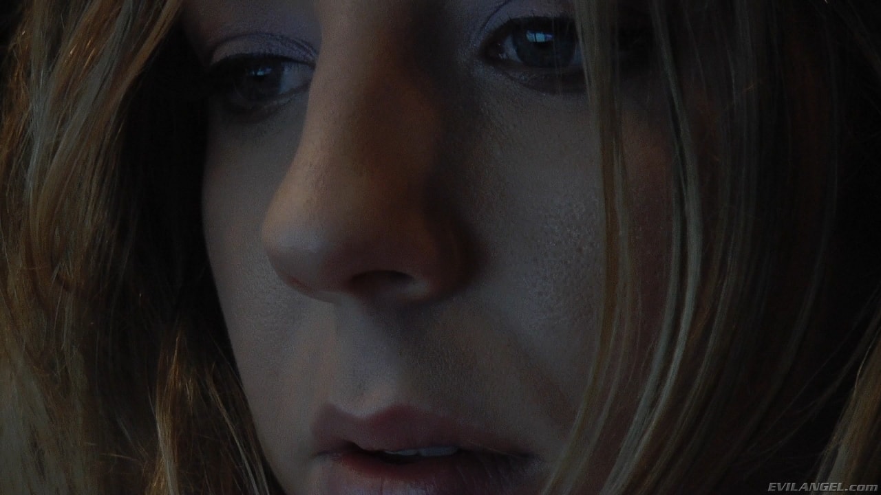 Evil Angel 'Voracious - Season 2 Episode 12' starring Chastity Lynn (Photo 1)