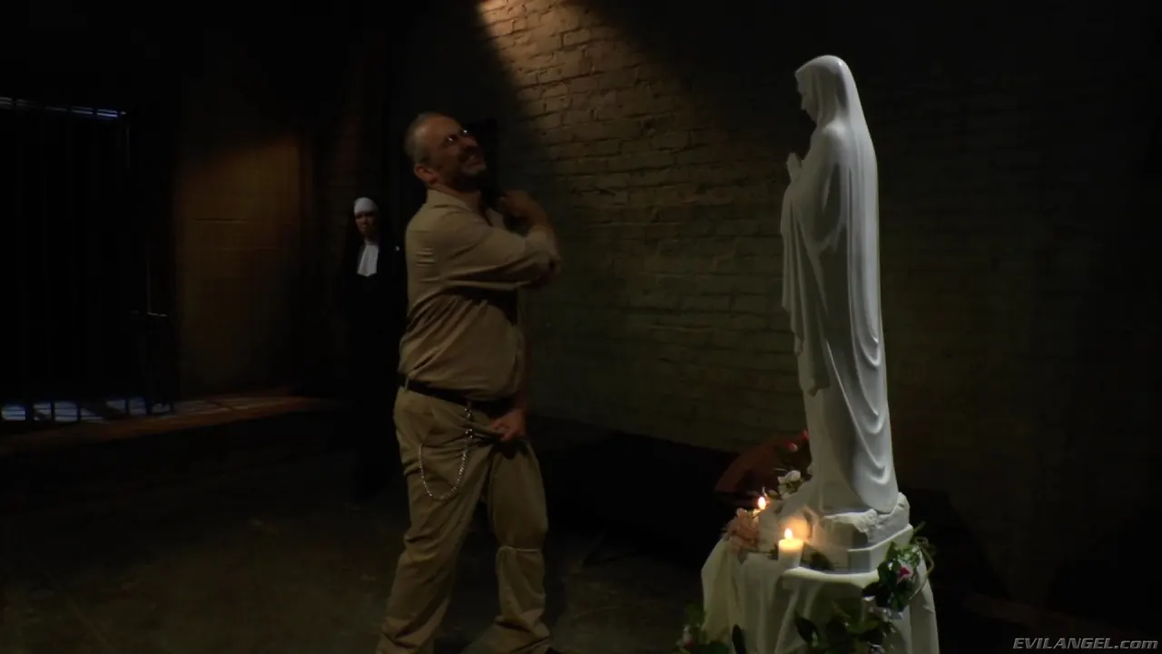 Evil Angel 'Voraz - Temporada 2 Episodio 7' protagonizando Chastity Lynn (foto 12)