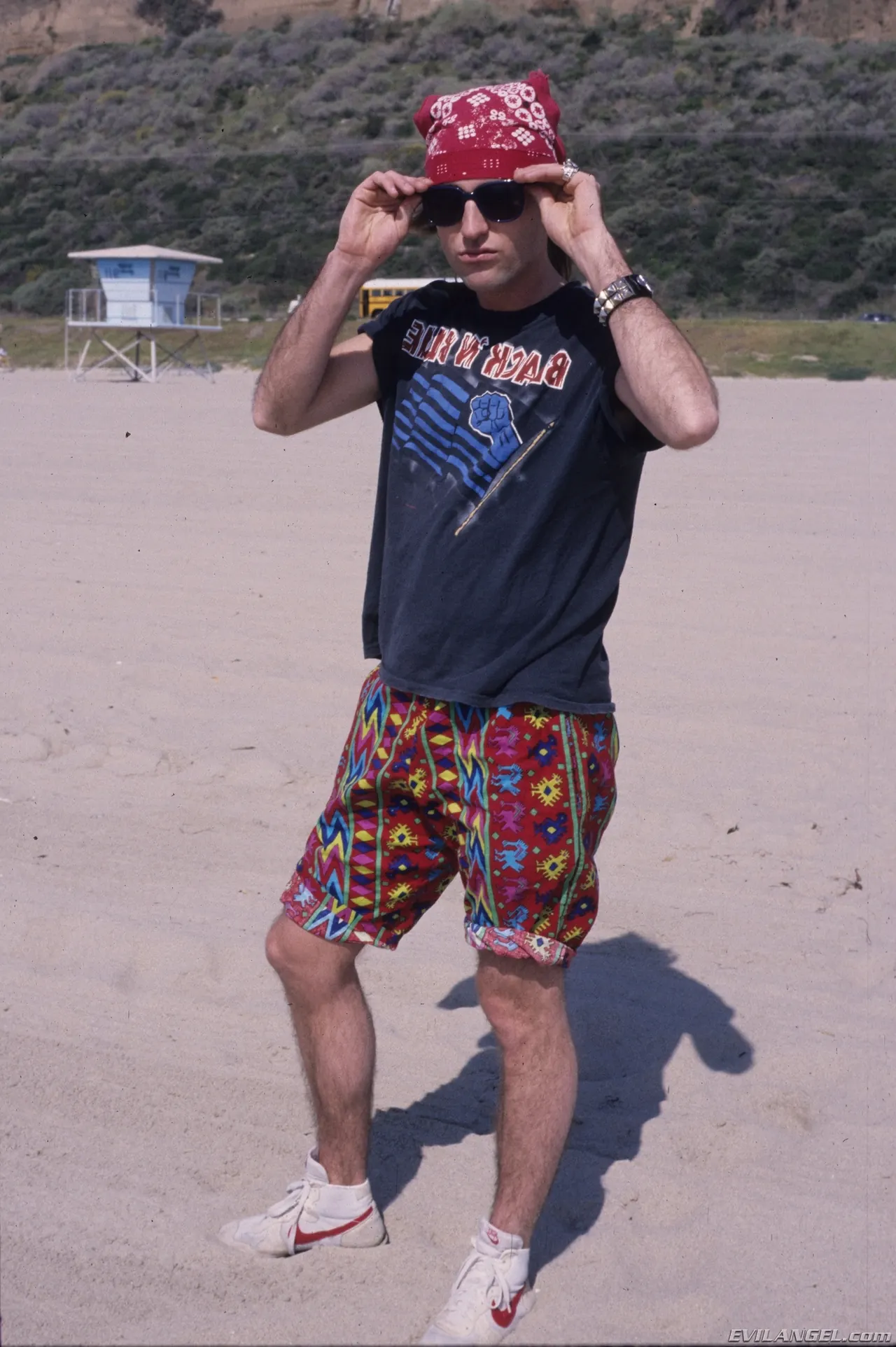 Cheri Taylor en 'El paraíso del rock and roll' from 'Evil Angel' (foto 21) Evil Angel 'El paraíso del rock and roll' protagonizando Cheri Taylor (foto 21)