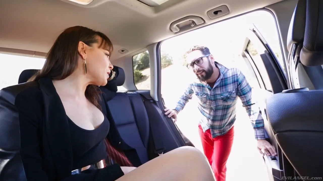 Evil Angel 'DestornilladorX' protagonizando Dana DeArmond (foto 2)