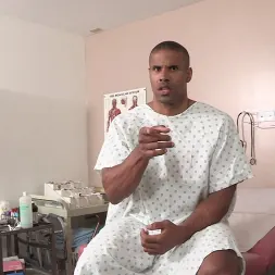 Dana Vespoli en Las aventuras de Dana vespoli con correa de juguete para niño (foto 1) Dana Vespoli en 'Evil Angel' Las aventuras de Dana vespoli con correa de juguete para niño (Miniatura 1)