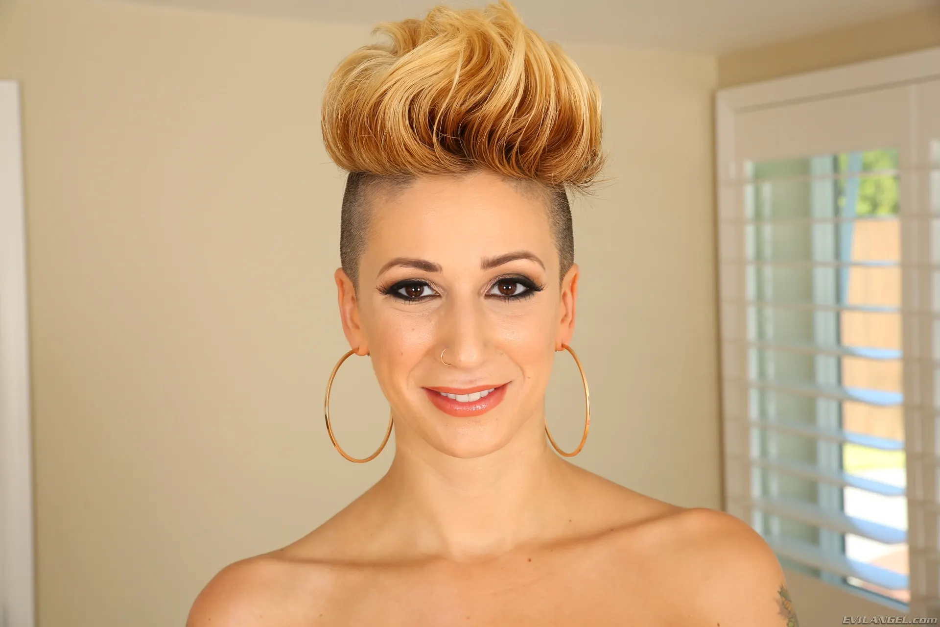 Evil Angel 'Anal desviado' protagonizando Della Dane (foto 40)