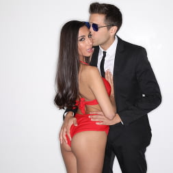 Gianna Dior en 'Evil Angel' Artcore: páginas centrales (Miniatura 340)