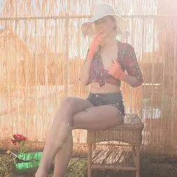 Haley Reed en 'Evil Angel' Pequeños chorros (Miniatura 15)