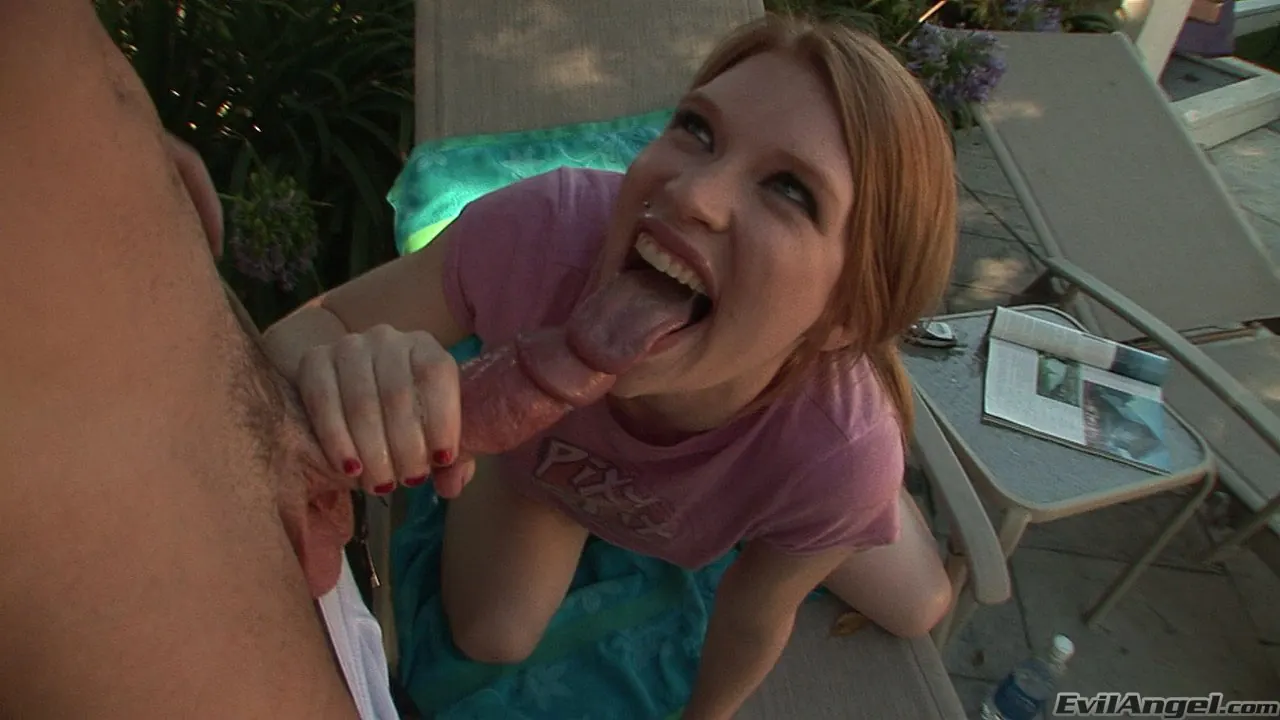 Harmony Rose en 'Frenesí anal 01' from 'Evil Angel' (foto 4) Evil Angel 'Frenesí anal 01' protagonizando Harmony Rose (foto 4)