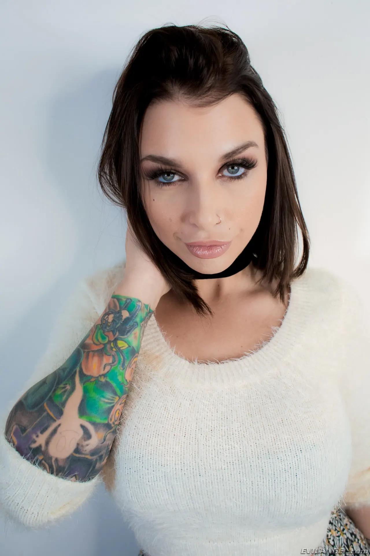 Ivy Lebelle en 'Maltratado 11' from 'Evil Angel' (foto 6) Evil Angel 'Maltratado 11' protagonizando Ivy Lebelle (foto 6)