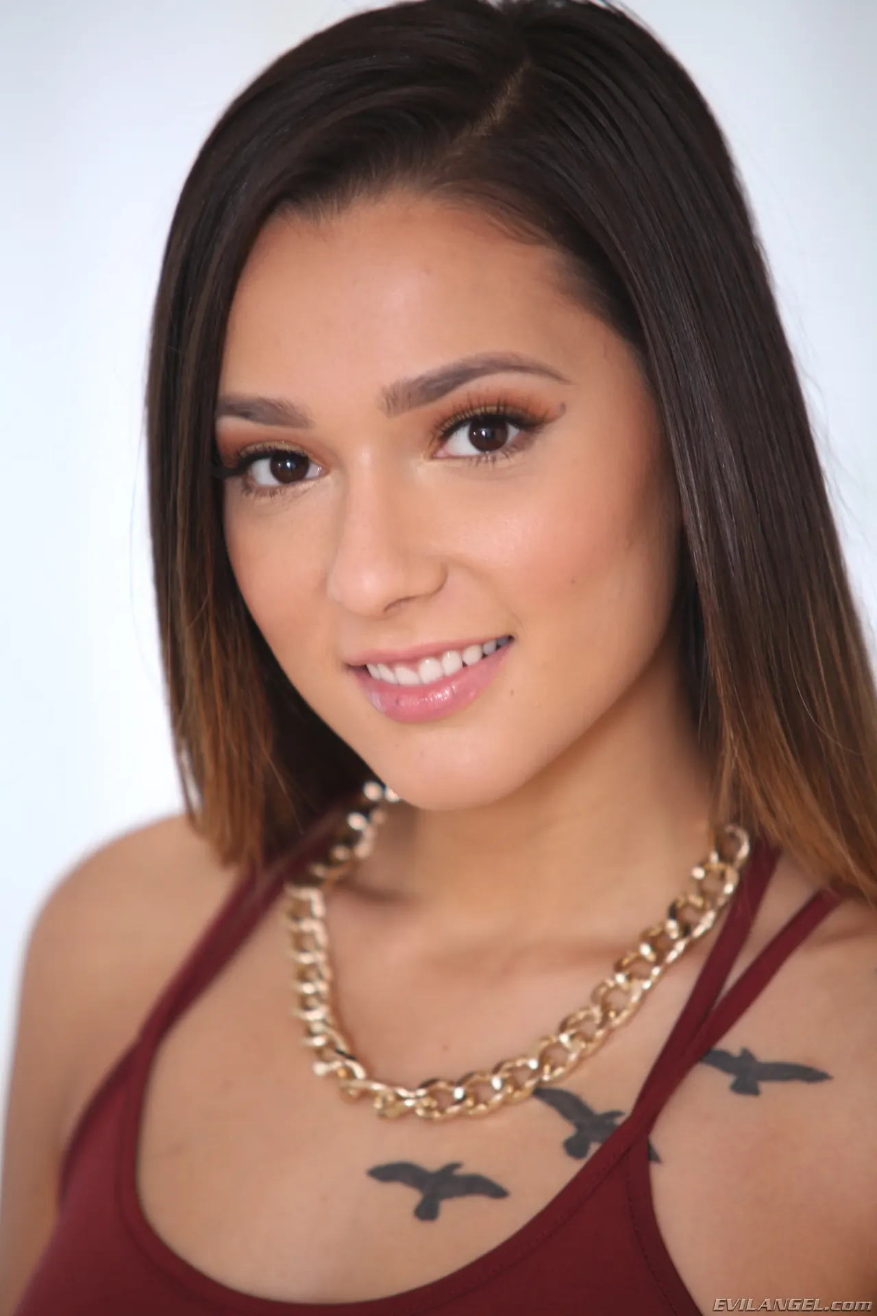 Evil Angel 'Daddy, I've Never Squirted Before' starring Jaye Summers (Photo 1)