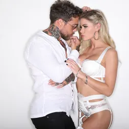 Jessa Rhodes en 'Evil Angel' Artcore: anal (Miniatura 150)