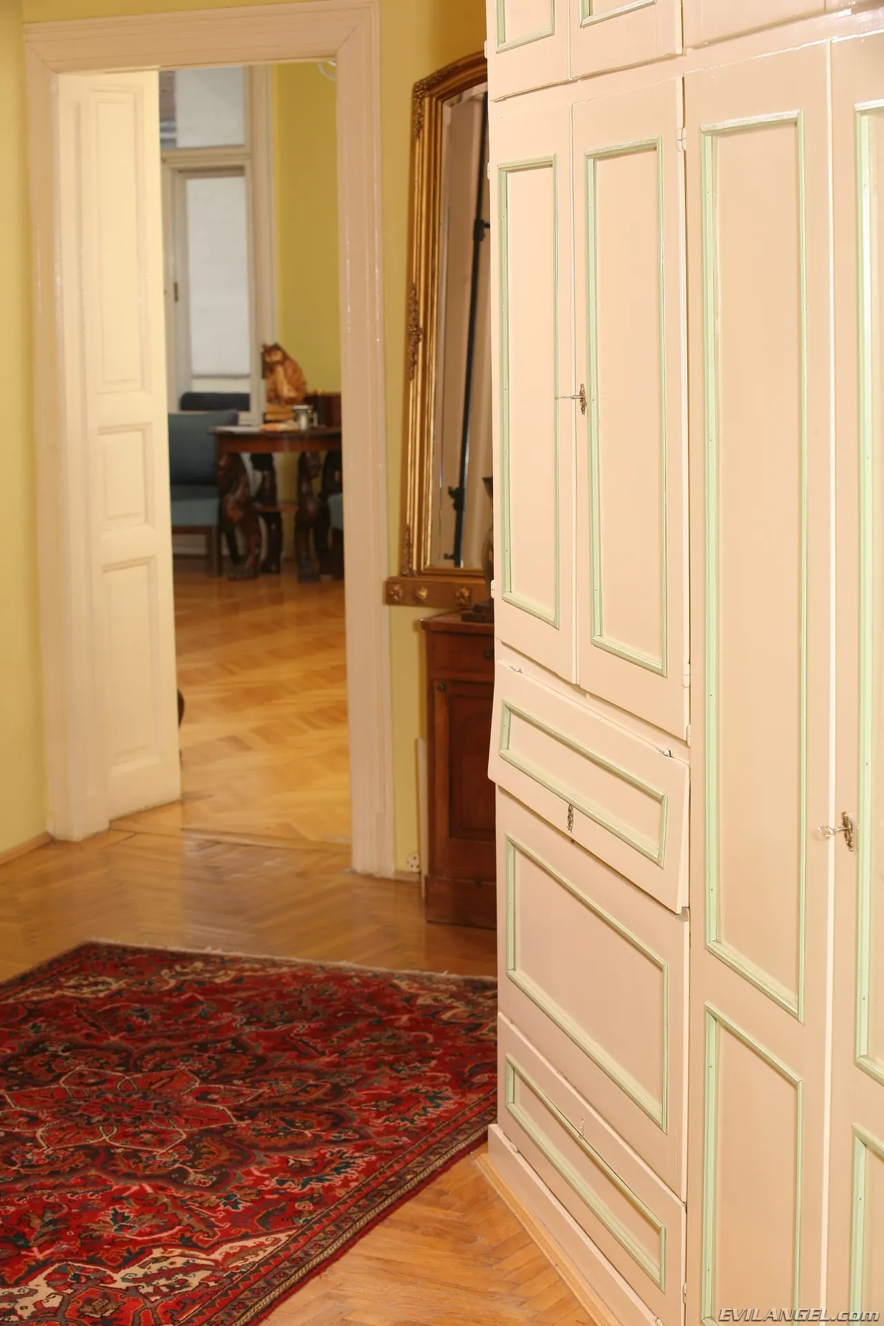 Evil Angel 'Is My Sex Toy' protagonizando Jessie Volt (foto 1)