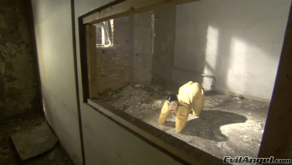 Jewell Marceau en 'Las fashionistas de Safado' from 'Evil Angel' (foto 21) Evil Angel 'Las fashionistas de Safado' protagonizando Jewell Marceau (foto 21)