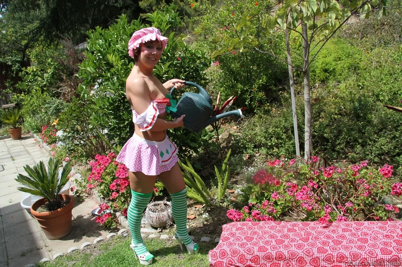 Evil Angel 'Kara Price y Julie Knight' protagonizando Julie Knight (foto 52)