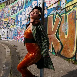 Jureka Del Mar en Tatuado y anal (foto 12) Jureka Del Mar en 'Evil Angel' Tatuado y anal (Miniatura 12)