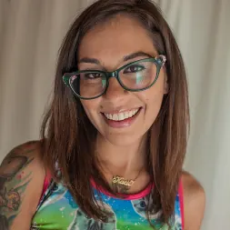 Kacie Castle en Maltratado 7 (foto 60) Kacie Castle en 'Evil Angel' Maltratado 7 (Miniatura 60)