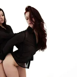 Karlie Montana en 'Evil Angel' Acariciamientos intensos (Miniatura 4)