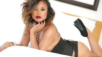 Kaylani Lei 在 'Sperm Diet'