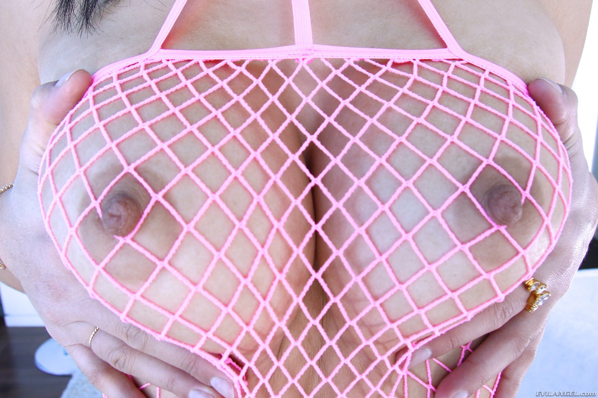 Kendra Spade en 'Evil Angel' Bellezas de botín anal (Miniatura 6)